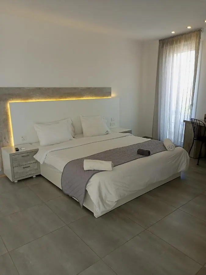 White 11 Aparthotel Larnaca 3*,  Cyprus