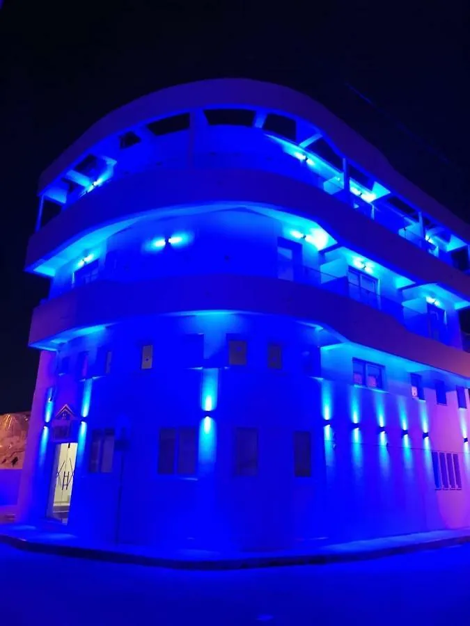 White 11 Aparthotel Larnaca