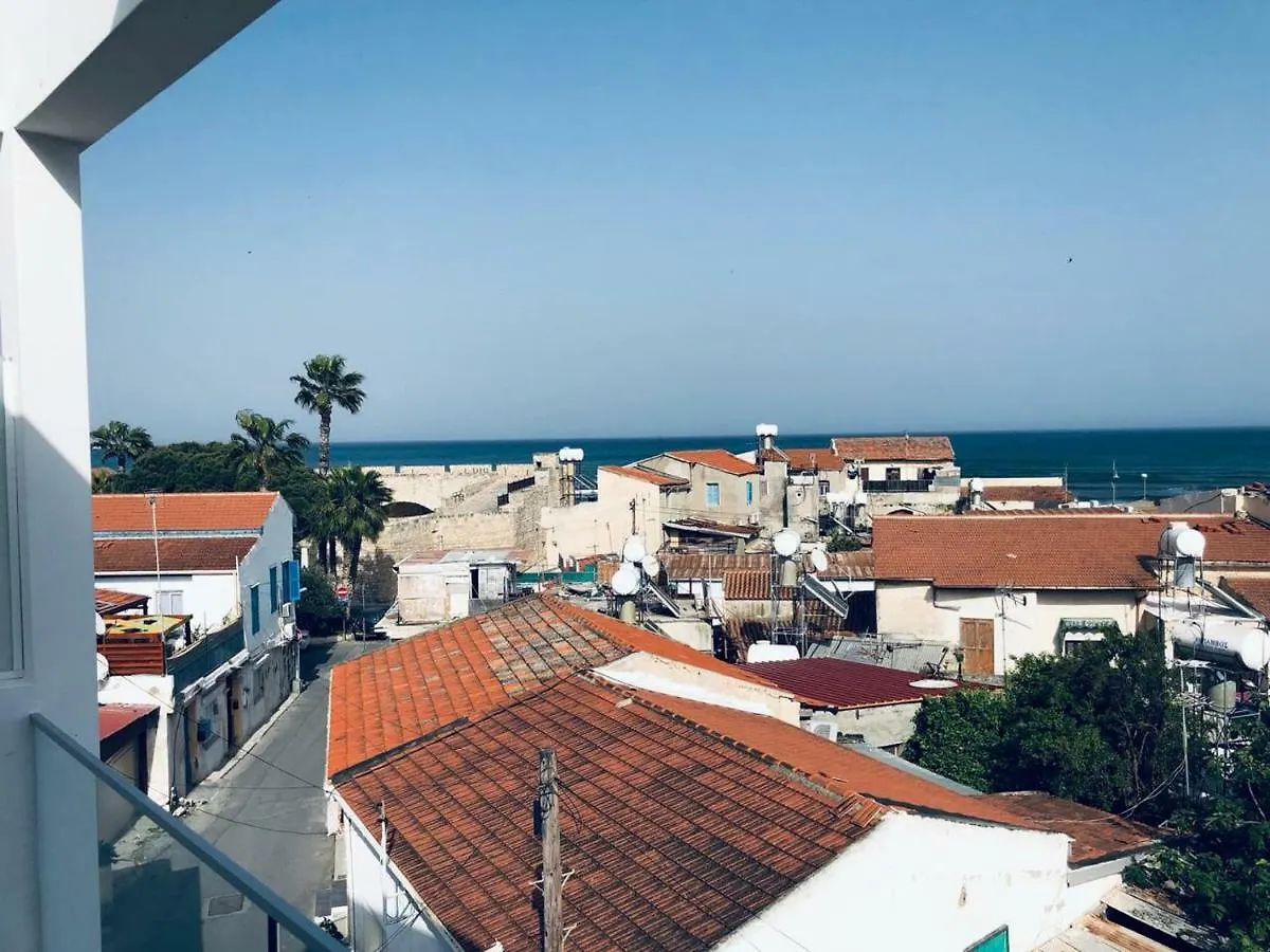 White 11 Aparthotel Larnaca