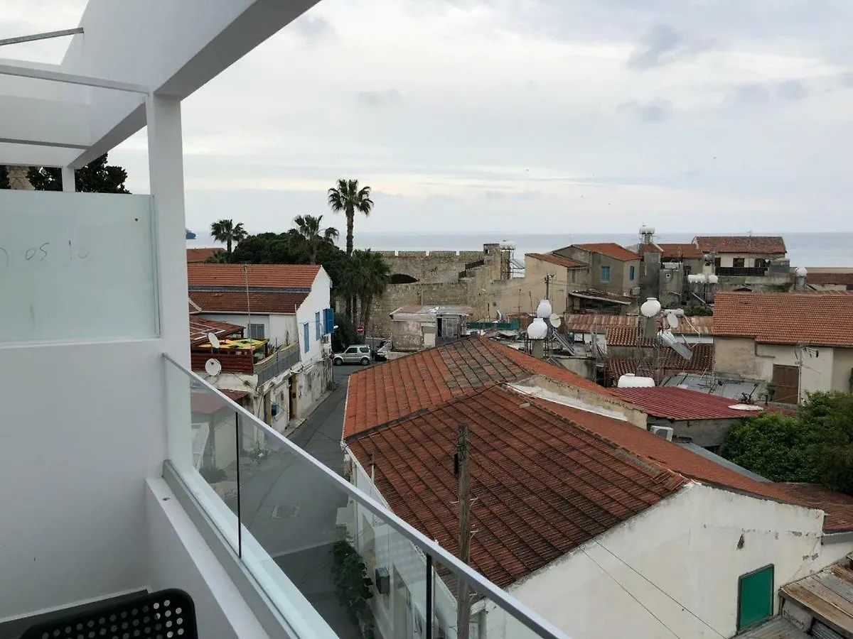 White 11 Aparthotel Larnaca