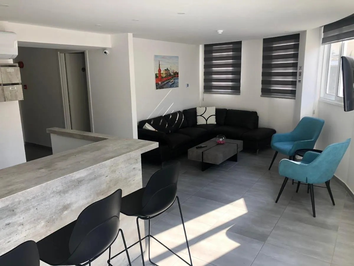 White 11 Aparthotel Larnaca
